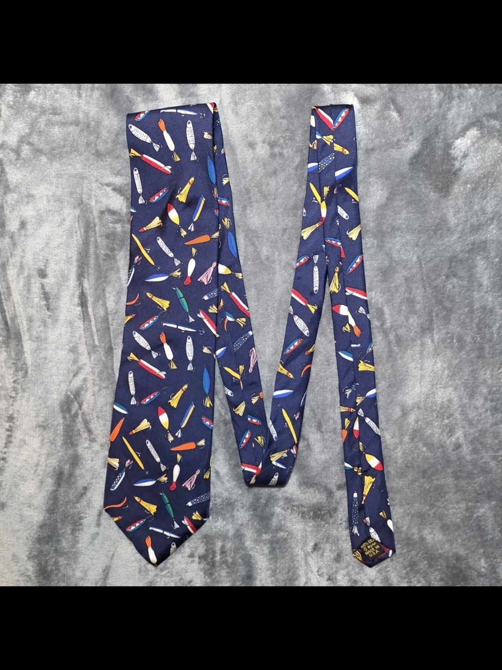 Vintage Navy Blue 100% Silk Necktie by Alynn Neckwear